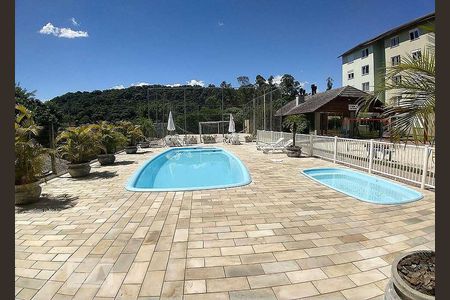 Apartamento para alugar com 62m², 2 quartos e 1 vaga Apartamento para alugar com 62m², 2 quartos e 1 vagaÁrea comum - Piscina