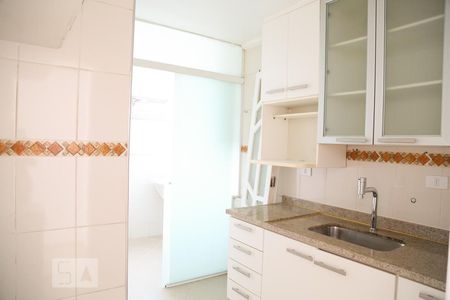 Apartamento à venda com 49m², 2 quartos e 1 vaga Apartamento à venda com 49m², 2 quartos e 1 vagaCozinha