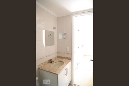 Apartamento à venda com 49m², 2 quartos e 1 vaga Apartamento à venda com 49m², 2 quartos e 1 vagaBanheiro