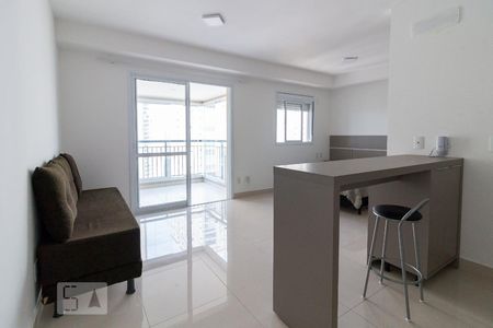 Detalhe Sala de kitnet/studio para alugar com 1 quarto, 38m² em Jardim Flor da Montanha, Guarulhos