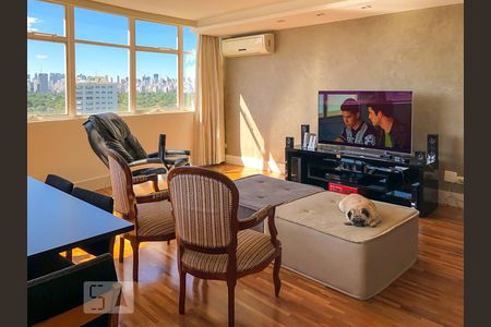 Sala de apartamento à venda com 3 quartos, 180m² em Jardim Paulistano, São Paulo