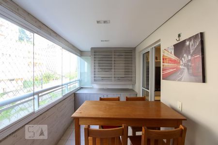 Varanda gourmet de apartamento à venda com 3 quartos, 103m² em Vila Suzana, São Paulo