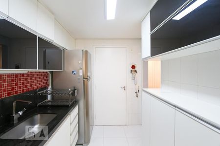 Apartamento à venda com 103m², 3 quartos e 2 vagasCozinha