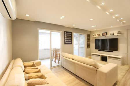 Sala de apartamento à venda com 3 quartos, 103m² em Vila Suzana, São Paulo