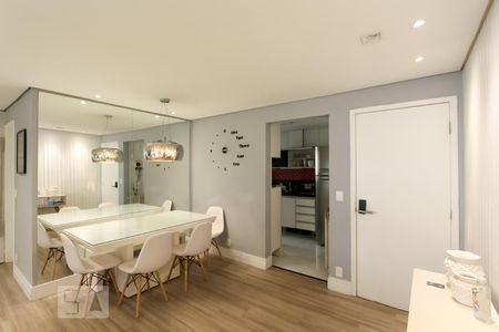 Sala de apartamento à venda com 3 quartos, 103m² em Vila Suzana, São Paulo