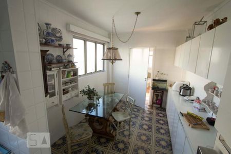 Cozinha de apartamento à venda com 4 quartos, 166m² em Jardim Paulista, São Paulo