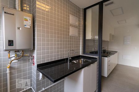 Apartamento para alugar com 73m², 2 quartos e 1 vagaÁrea de serviço