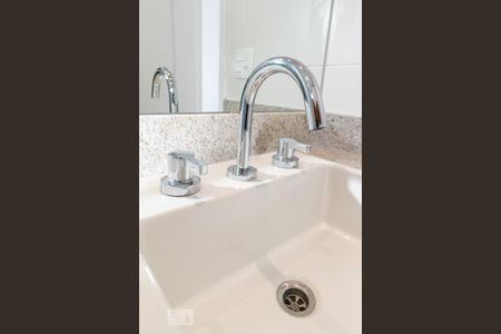 Apartamento para alugar com 73m², 2 quartos e 1 vagaBanheiro da suíte