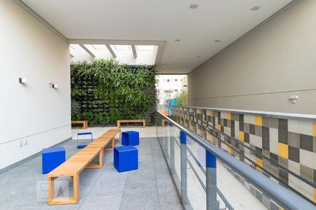 Apartamento para alugar com 73m², 2 quartos e 1 vagaÁrea comum