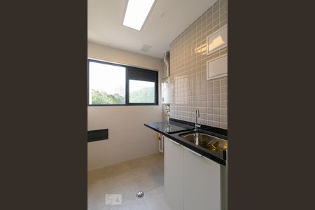 Apartamento para alugar com 73m², 2 quartos e 1 vagaÁrea de serviço