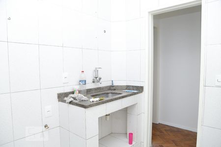 cozinha de apartamento para alugar com 2 quartos, 62m² em Maracanã, Rio de Janeiro