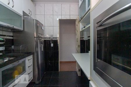 Apartamento para alugar com 75m², 2 quartos e 1 vagaCozinha