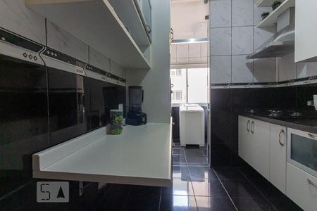 Apartamento para alugar com 75m², 2 quartos e 1 vagaCozinha