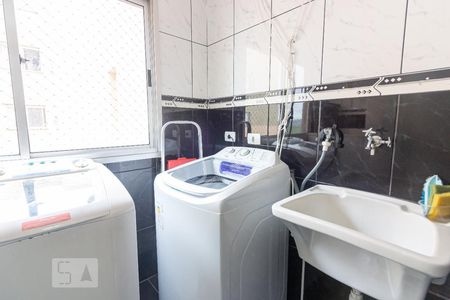 Apartamento para alugar com 75m², 2 quartos e 1 vagaÁrea de serviço