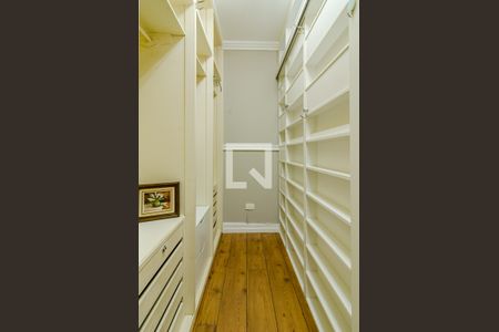 Apartamento à venda com 130m², 3 quartos e 1 vagaCloset da suíte