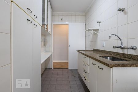 Apartamento para alugar com 67m², 2 quartos e 1 vagaCozinha