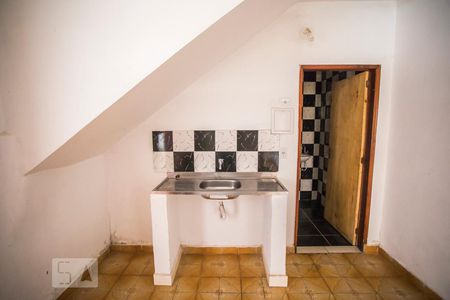 Cozinha de casa para alugar com 1 quarto, 30m² em Vila do Encontro, São Paulo