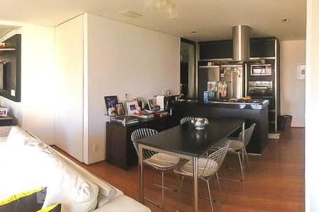 Sala de apartamento para alugar com 2 quartos, 90m² em Pinheiros, São Paulo