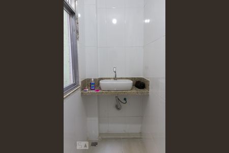 Apartamento à venda com 145m², 4 quartos e sem vagaBanheiro da Suíte 2