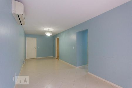 Apartamento à venda com 94m², 3 quartos e 1 vaga Apartamento à venda com 94m², 3 quartos e 1 vagaSala