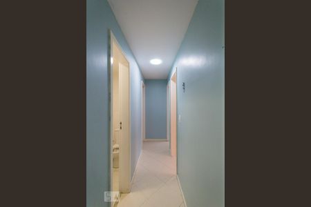 Apartamento à venda com 94m², 3 quartos e 1 vaga Apartamento à venda com 94m², 3 quartos e 1 vagaCorredor