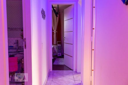 Corredor de apartamento para alugar com 3 quartos, 65m² em Cambuci, São Paulo