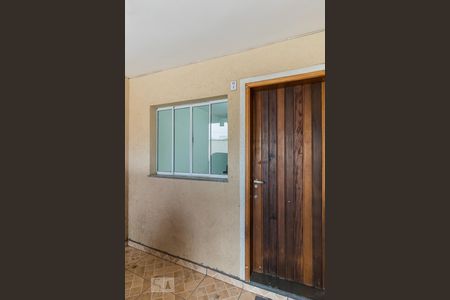 Casa de condomínio à venda com 65m², 2 quartos e 1 vaga Casa de condomínio à venda com 65m², 2 quartos e 1 vagaFrente