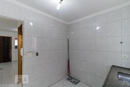 Casa de condomínio à venda com 65m², 2 quartos e 1 vaga Casa de condomínio à venda com 65m², 2 quartos e 1 vagaCozinha