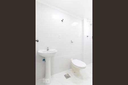 Apartamento para alugar com 50m², 1 quarto e sem vaga Apartamento para alugar com 50m², 1 quarto e sem vagaBanheiro do Quarto 1
