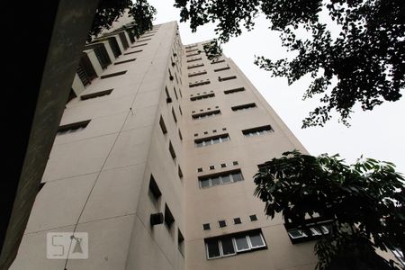Fachada de apartamento para alugar com 1 quarto, 50m² em Parque Imperial, São Paulo