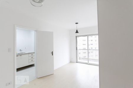 Sala de apartamento para alugar com 1 quarto, 50m² em Parque Imperial, São Paulo