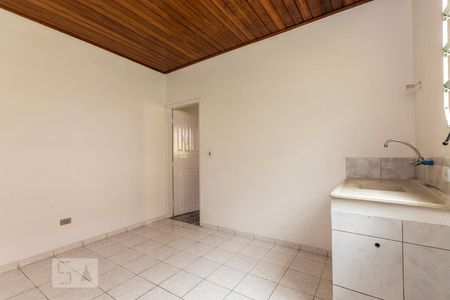 Cozinha de casa para alugar com 1 quarto, 50m² em Vila Ré, São Paulo
