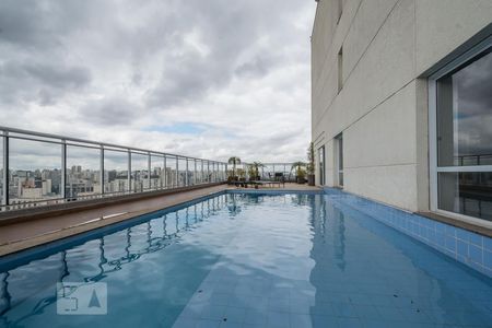 Apartamento à venda com 44m², 1 quarto e 1 vaga Apartamento à venda com 44m², 1 quarto e 1 vagaÁrea Comum - Piscina