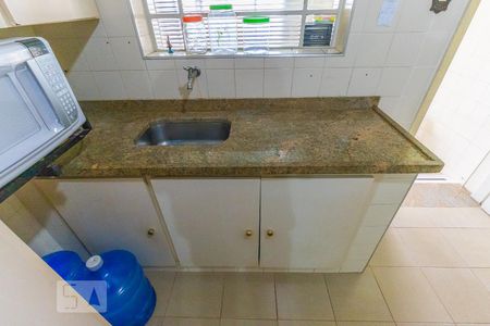 Casa à venda com 100m², 2 quartos e 2 vagasCozinha 1 - Pia
