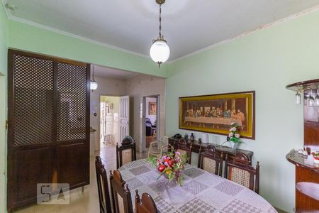Casa à venda com 100m², 2 quartos e 2 vagasSala de jantar