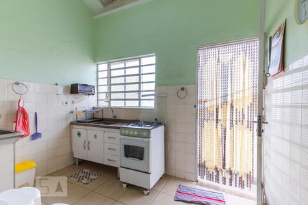Casa à venda com 100m², 2 quartos e 2 vagasCozinha 2 e Área de serviço