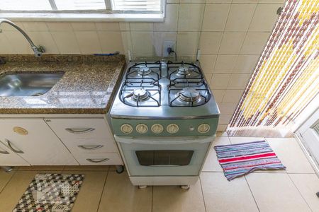 Casa à venda com 100m², 2 quartos e 2 vagasCozinha 2 e Área de serviço - Fogão