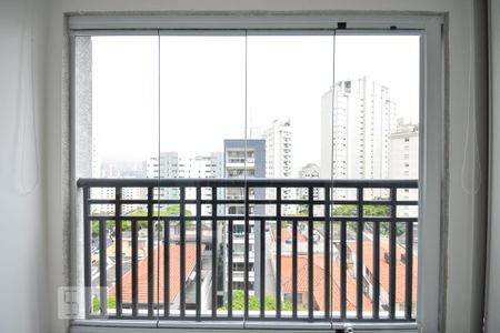 Varanda de kitnet/studio para alugar com 1 quarto, 35m² em Sumarezinho, São Paulo