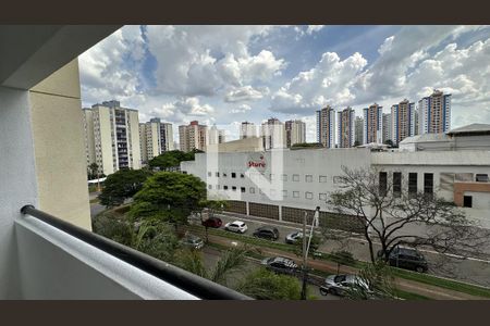 Vista da Varanda de apartamento para alugar com 2 quartos, 56m² em Residencial Eldorado, Goiânia