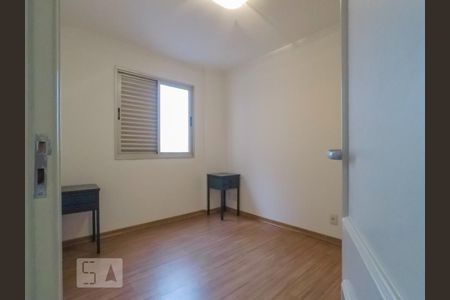 Apartamento à venda com 71m², 3 quartos e 2 vagas Apartamento à venda com 71m², 3 quartos e 2 vagasQuarto