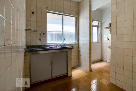 Cozinha de apartamento para alugar com 2 quartos, 60m² em Jardim Vila Galvao, Guarulhos