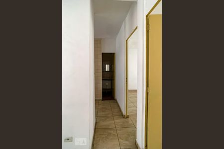 Corredor de apartamento para alugar com 2 quartos, 60m² em Jardim Vila Galvao, Guarulhos