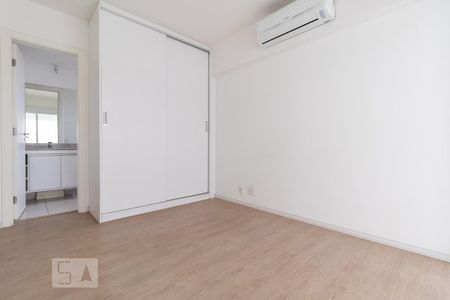 Suíte de apartamento para alugar com 1 quarto, 60m² em Pinheiros, São Paulo