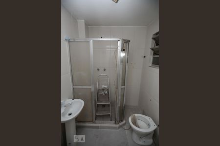 Banheiro de apartamento para alugar com 3 quartos, 100m² em Todos Os Santos, Rio de Janeiro
