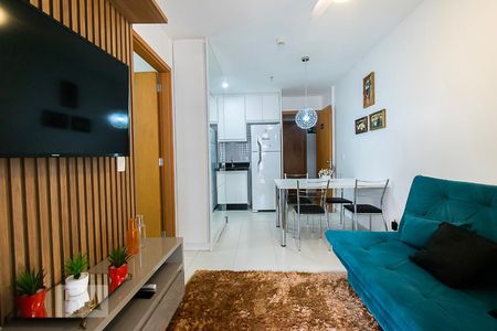 Sala e Cozinha de apartamento para alugar com 1 quarto, 46m² em Residencial Tagua Life Center - Taguatinga Sul , Brasília
