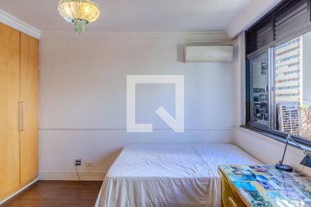 Apartamento à venda com 258m², 3 quartos e 5 vagasQuarto 1