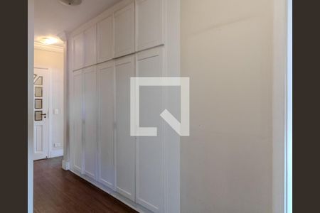 Apartamento à venda com 258m², 3 quartos e 5 vagasCorredor