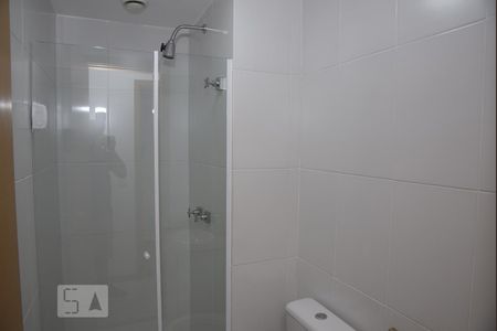 Banheiro Social de apartamento para alugar com 3 quartos, 86m² em Jacarepaguá, Rio de Janeiro