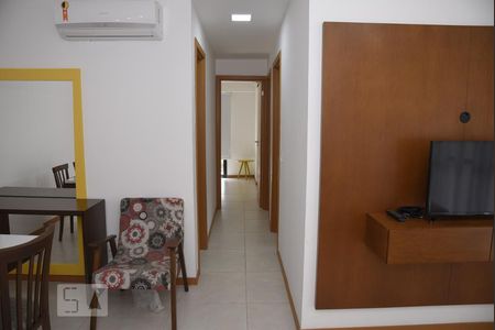 Corredor de apartamento para alugar com 3 quartos, 86m² em Jacarepaguá, Rio de Janeiro
