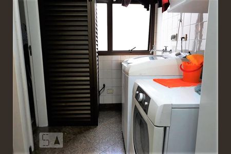 Apartamento à venda com 230m², 4 quartos e 3 vagasÁrea de Serviço